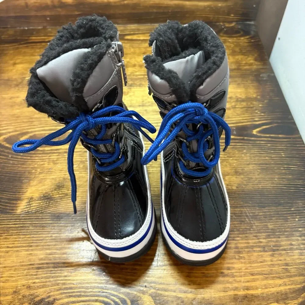 Totes Gray And Black Snow Boots‎ Size 8